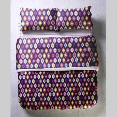 Juego de Sabanas Pierre Balmain Galant Black  para King Size con 2 Fundas de Almohada, de 132 Hilos en Algodón y Poliester. Juego de Sabanas Pierre Balmain Galant Black  para King Size con 2 Fundas de Almohada, de 132 Hilos en Algodón y Poliester.